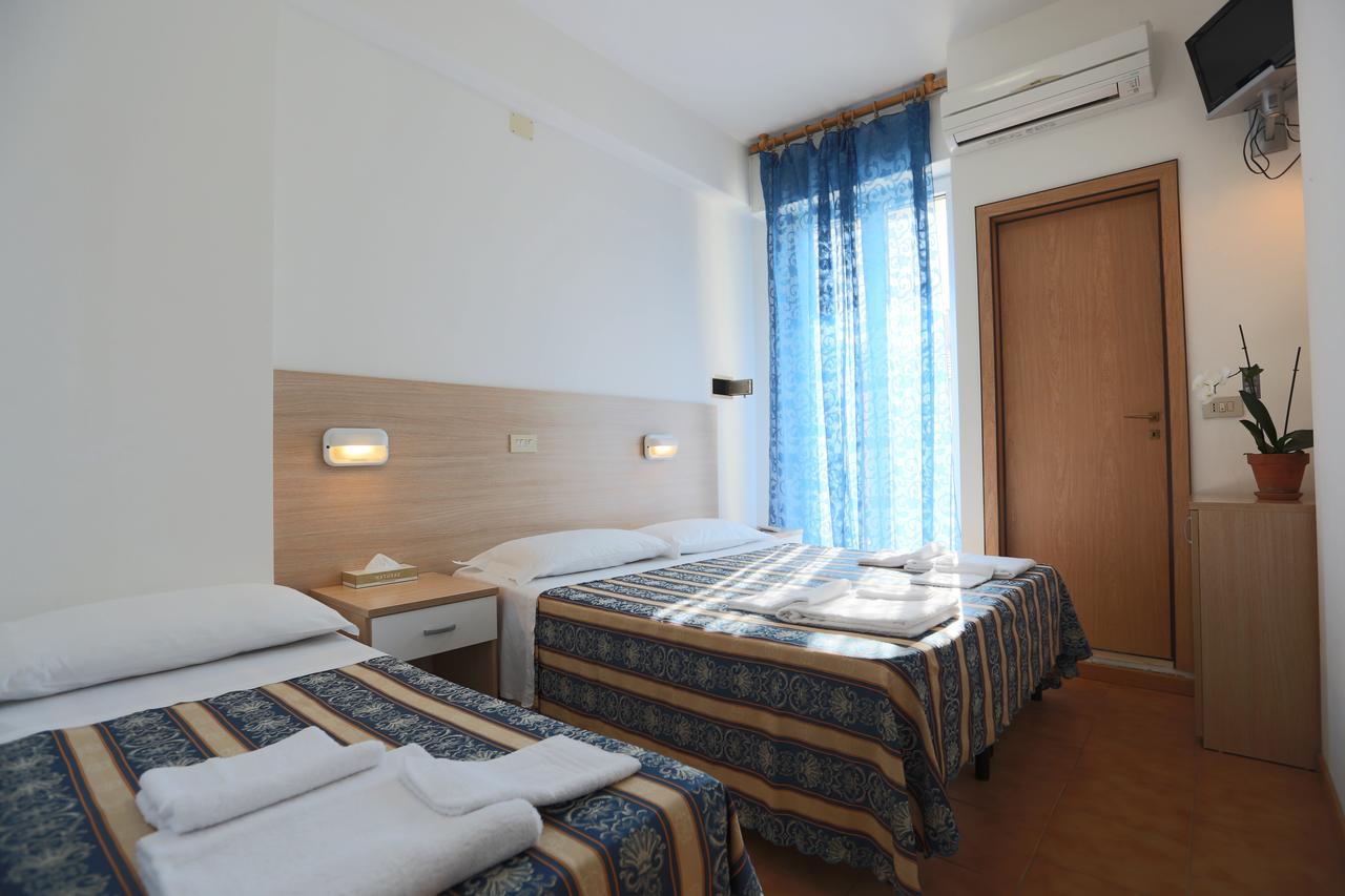 Hotel Domus Mea Cattolica Extérieur photo